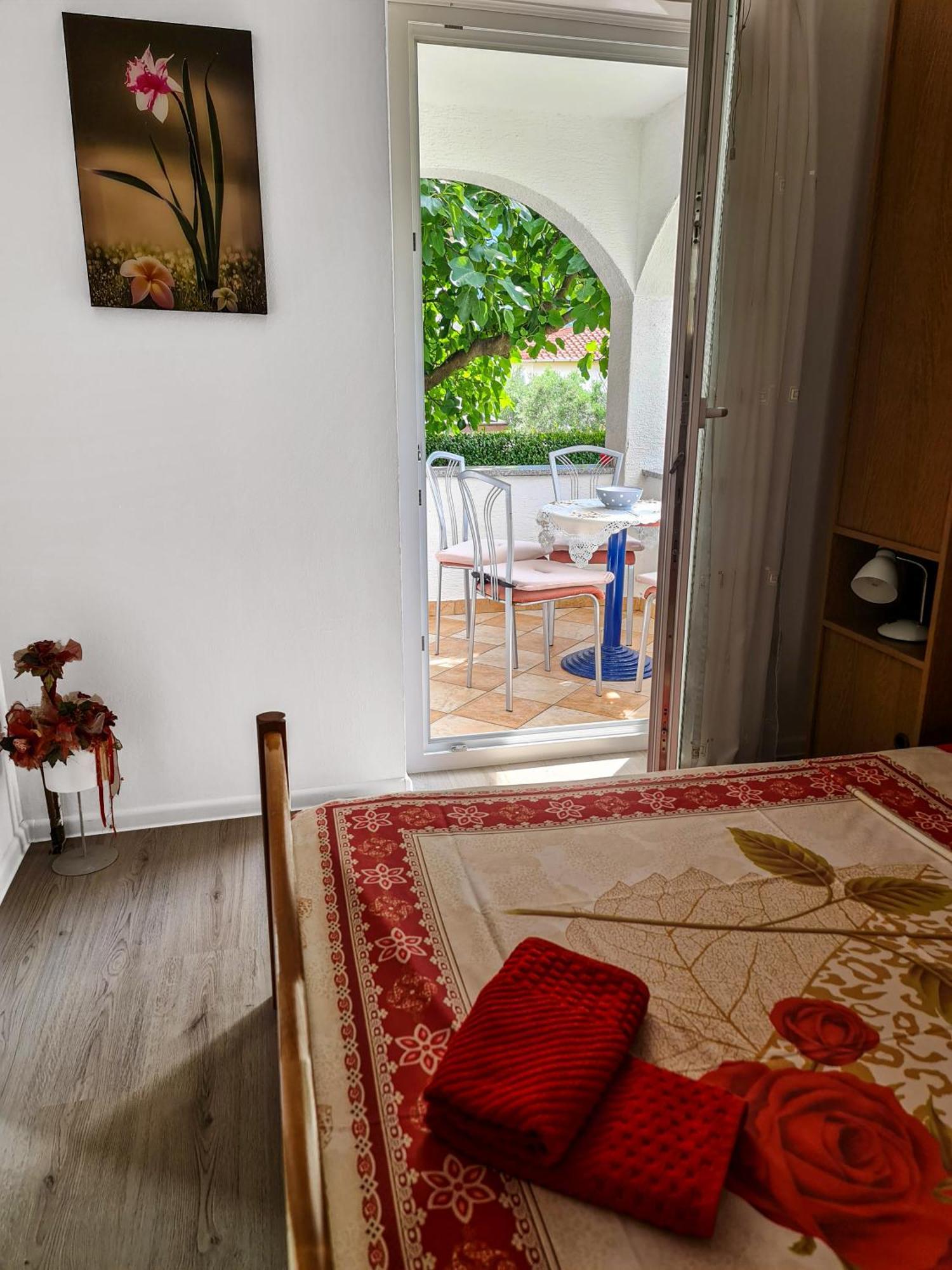 Apartments Benkovic Baska  Exterior photo